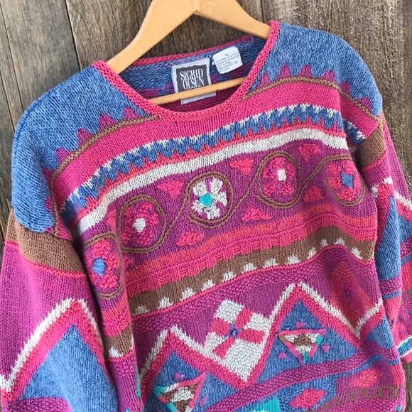 VTG 80s-90s Hand Knit Sweater, Bold Geometric Floral, Medium Oversized - Picture 2 of 6